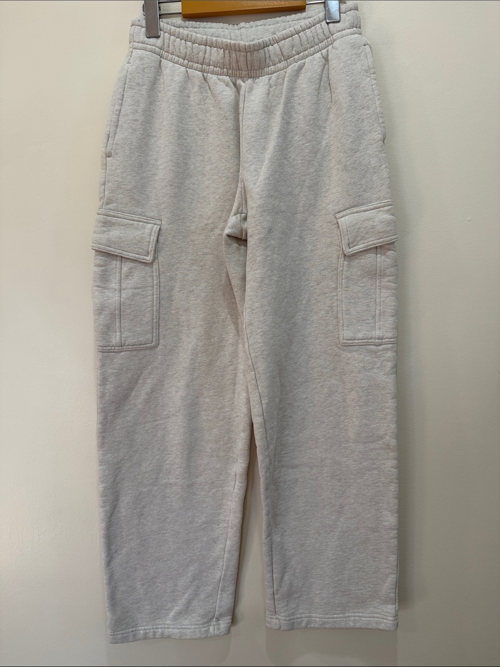 TNA Cozy Fleece Mega Cargo Pants in Heather Ecru - Picture 3 of 12